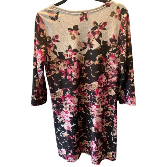 Papillon ¾” Sleeve Dress - Picture 2 of 4